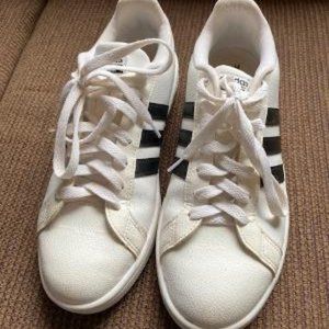 Adidas Tennis Shoes (Men)